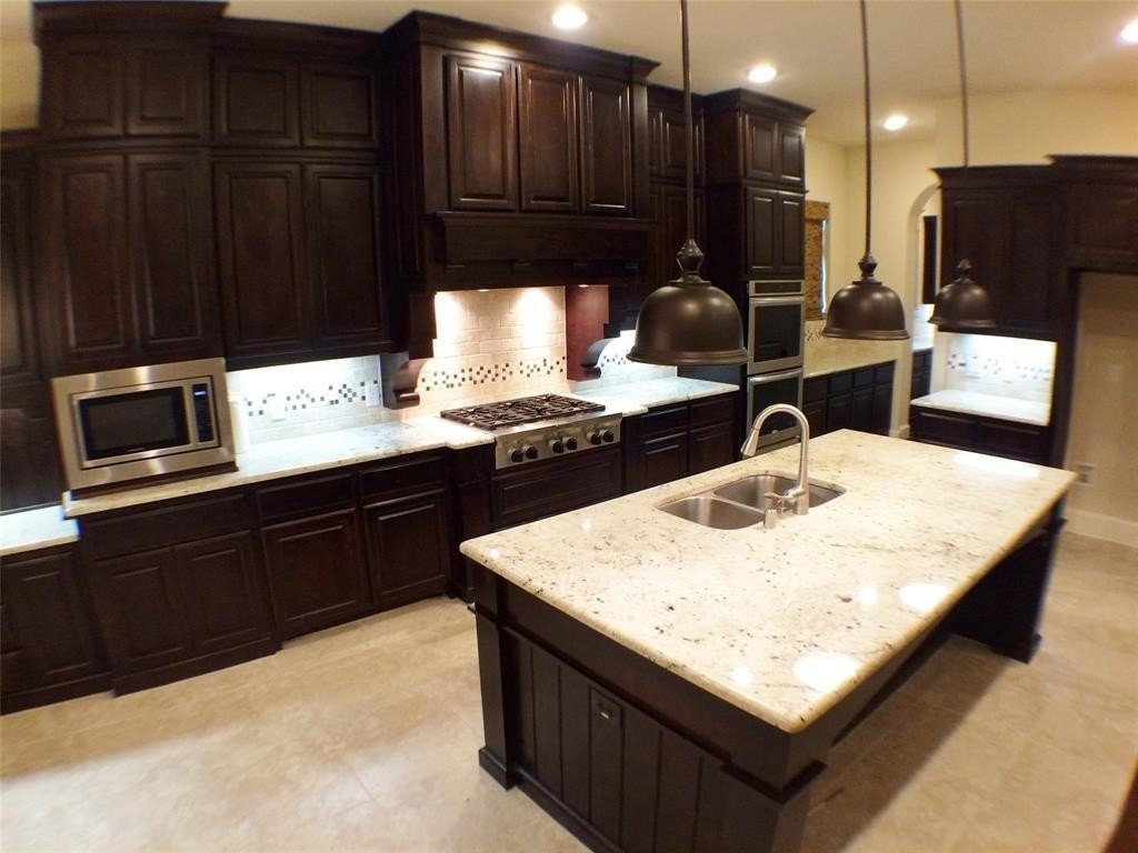 7675 Dotter Dr - Photo 5 of 30