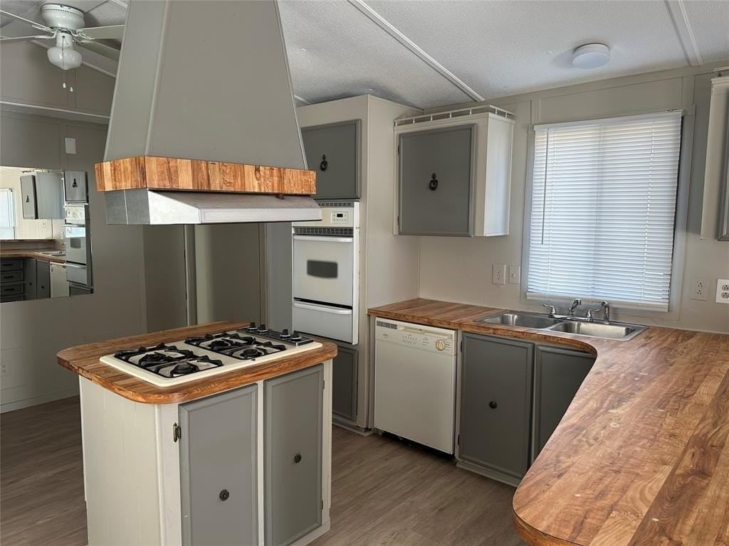 602 Chapel Hill Rd - Photo 4 of 15