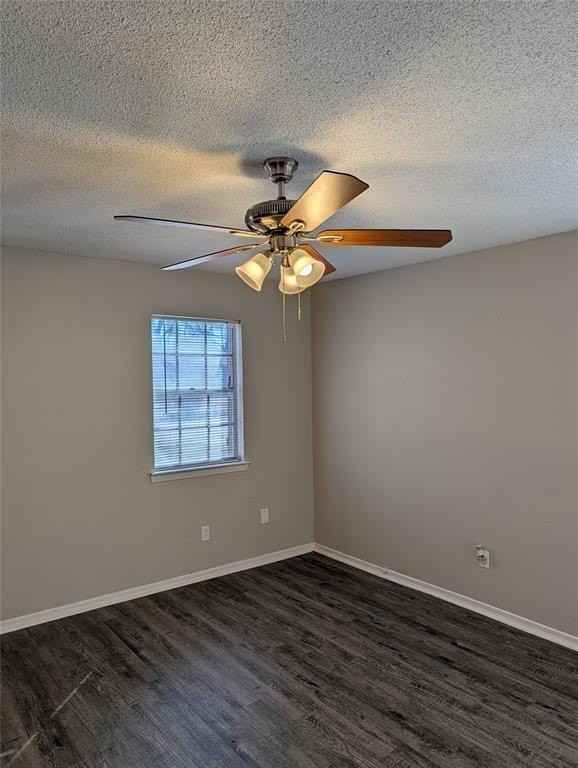 424 Langley Ave - Photo 3 of 18