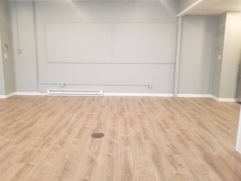 345 6th St #301 - Photo 4 of 6