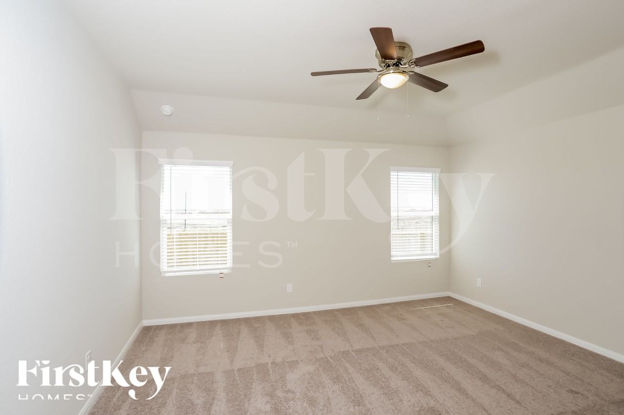 6775 Hatchery Way - Photo 6 of 15