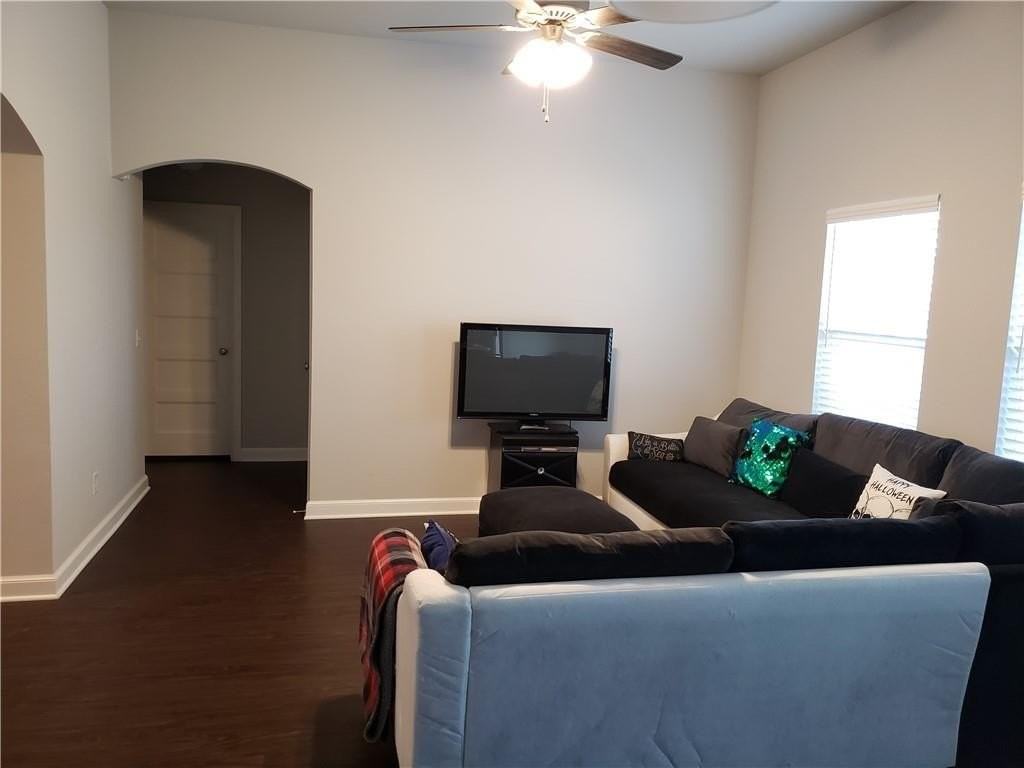 713 Blue Fish Rd - Photo 6 of 23