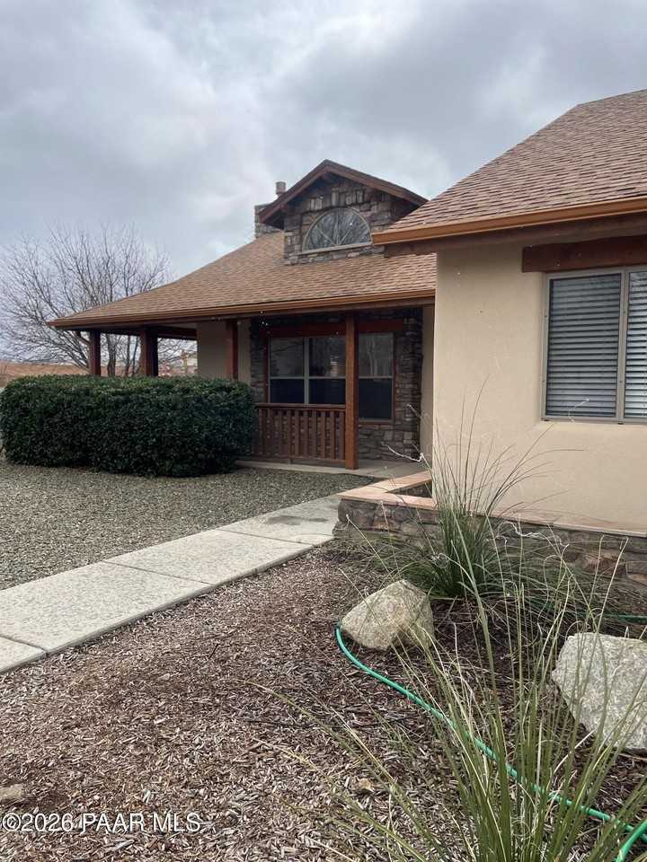 2575 Solar View Dr - Photo 3 of 25