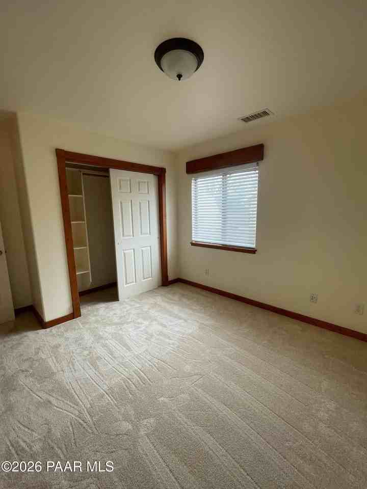 2575 Solar View Dr - Photo 7 of 25