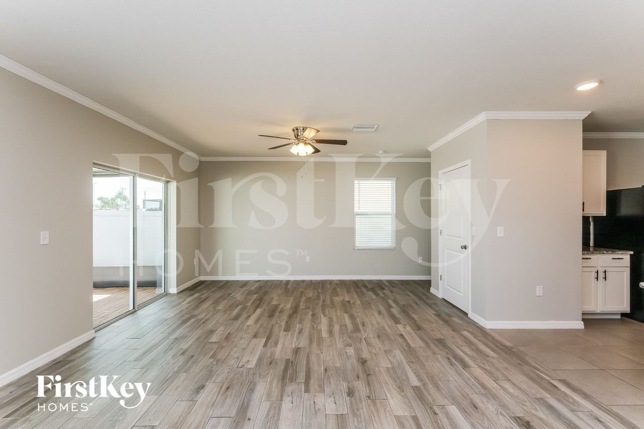 10303 Geese Trail Cir - Photo 2 of 15