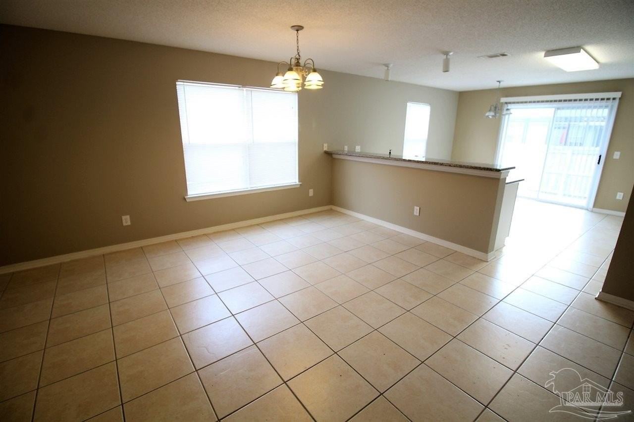 2009 Marquesas Ln - Photo 3 of 12