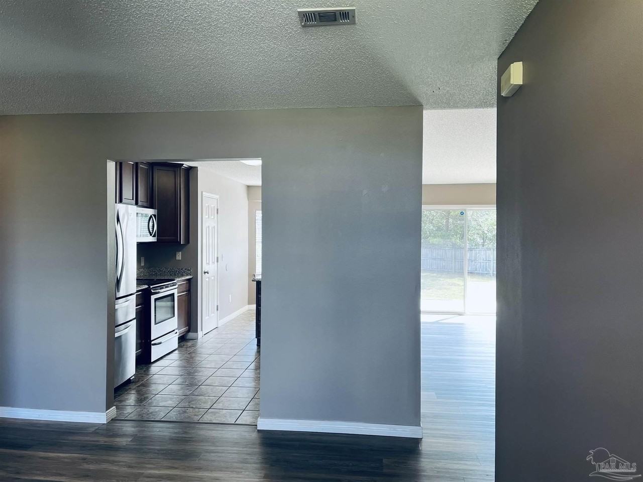 5498 Keel Dr - Photo 2 of 31