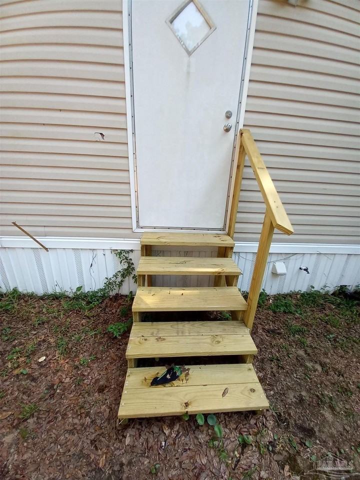 5800 Lillian Hwy - Photo 2 of 10