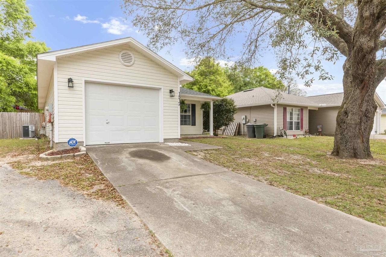 1512 Galvin Ave - Photo 2 of 39