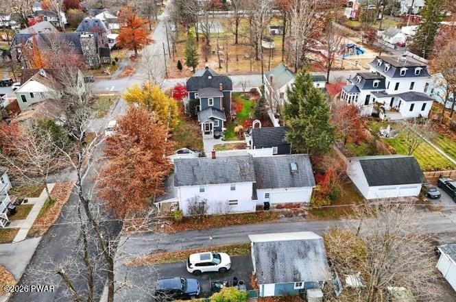 408 5th St - Photo 6 of 50