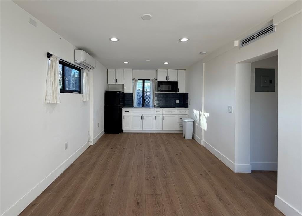 1230 S Federal Hwy #1 - Photo 3 of 18