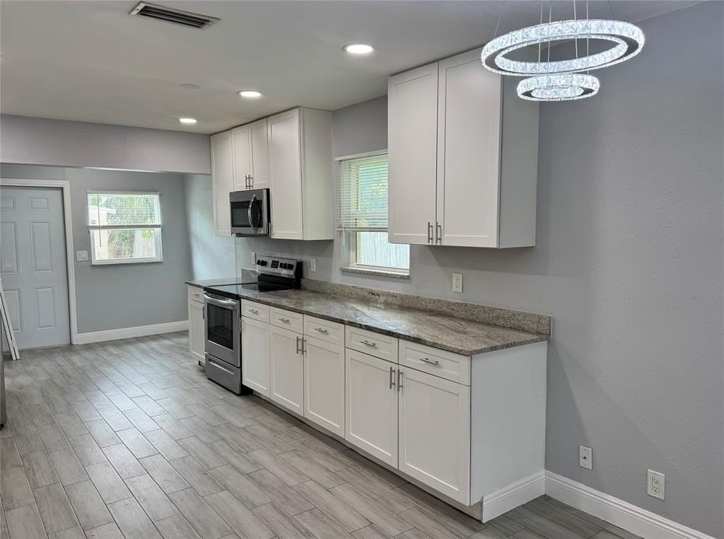 232 Nw 9th St - Photo 5 of 30