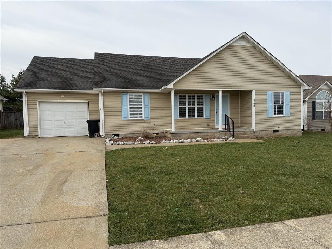 360 Cedar Hollow Dr - Photo 2 of 9