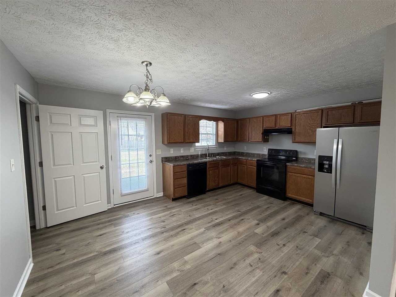 360 Cedar Hollow Dr - Photo 4 of 9