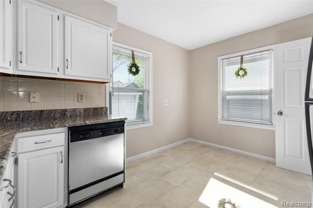 1860 Bowers St - Photo 6 of 28