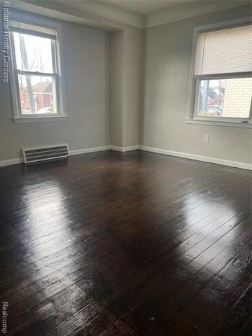 24054 Chicago St - Photo 2 of 9