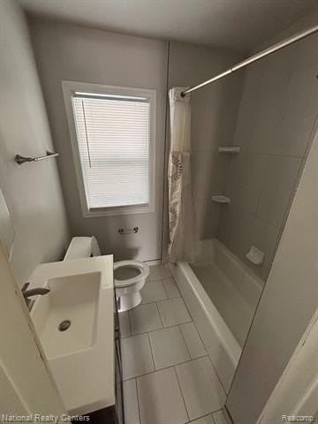 24054 Chicago St - Photo 5 of 9