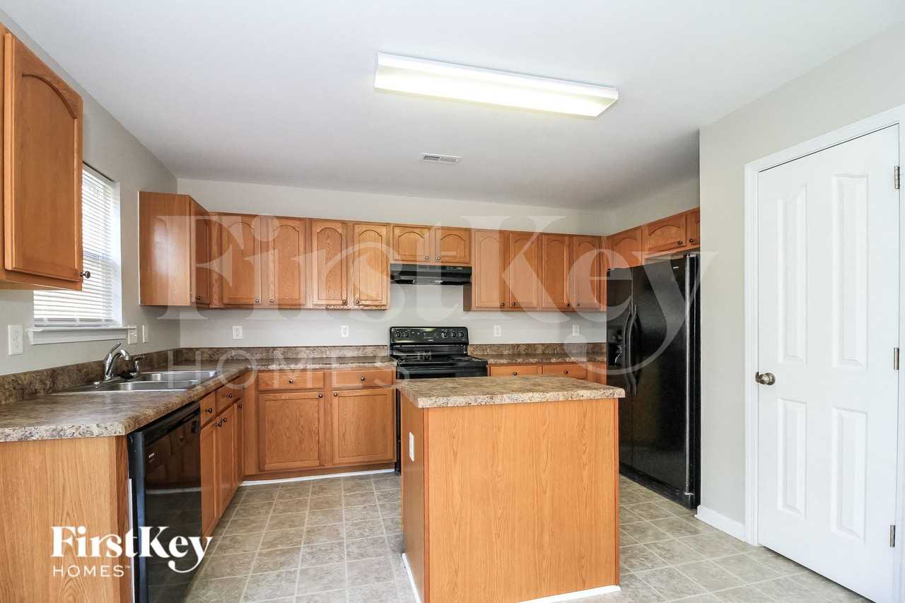 165 Salem Trail Ct - Photo 6 of 14