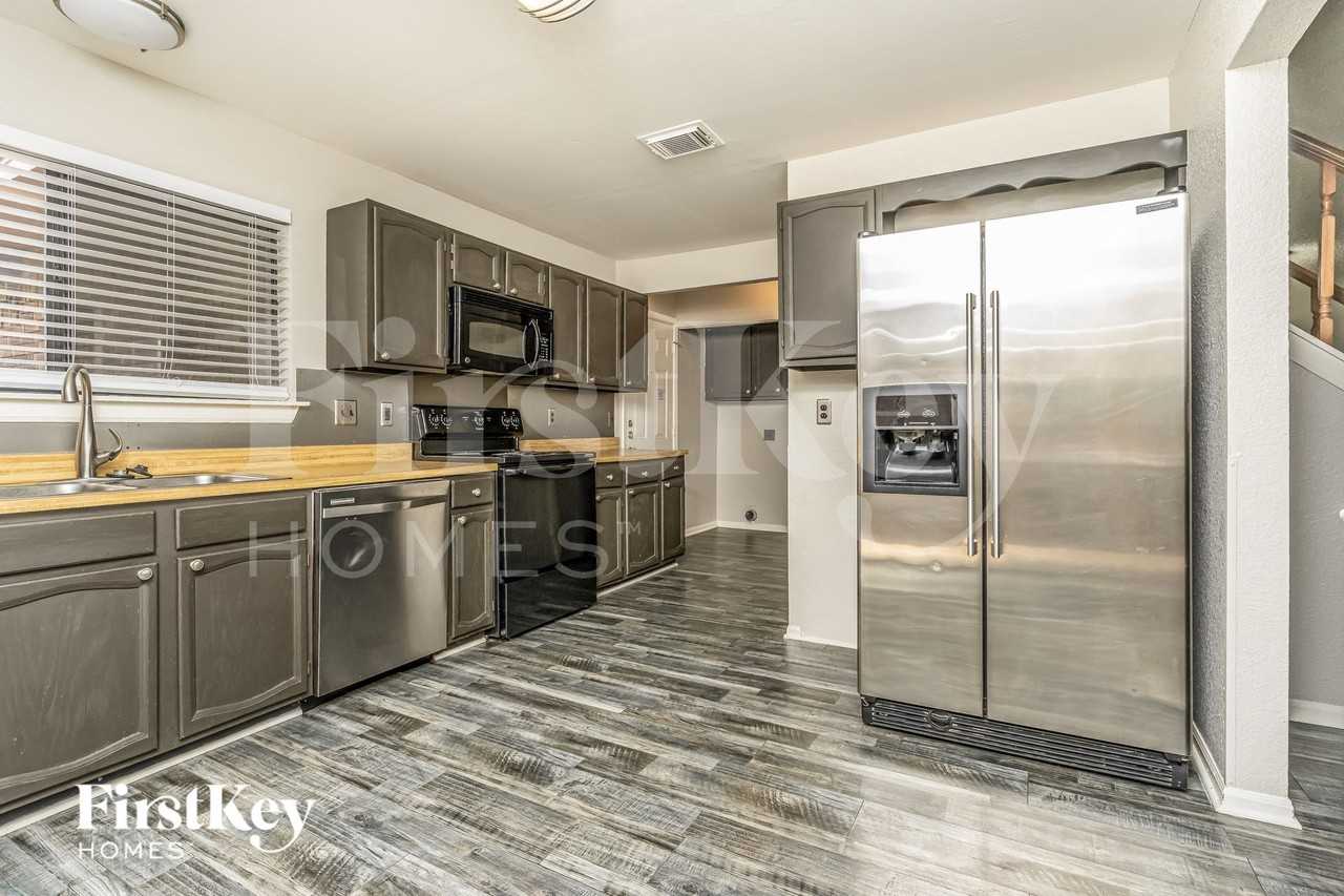 152 High Pointe Ln - Photo 6 of 15