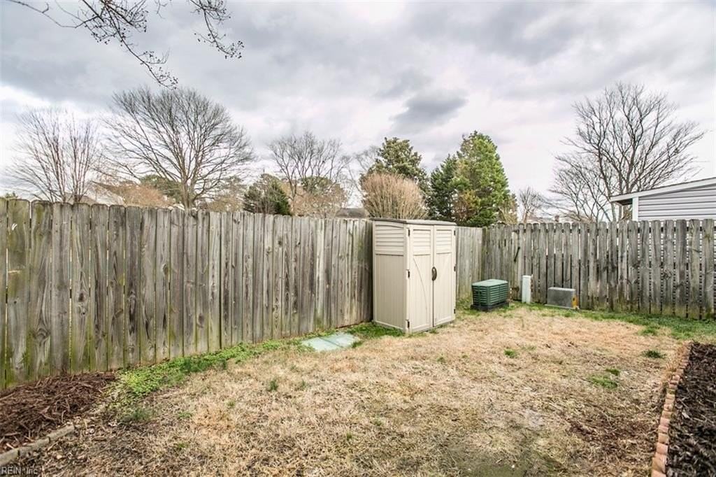 3702 Whitechapel Arch - Photo 2 of 22