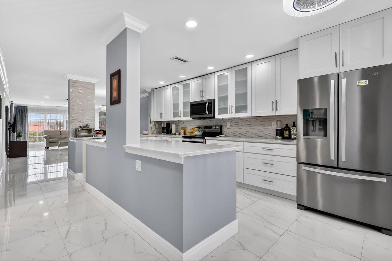 5675 Queen Palm Ct #E - Photo 2 of 40