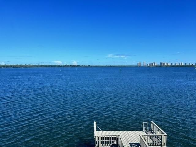 52 Yacht Club Dr #308 - Photo 6 of 23