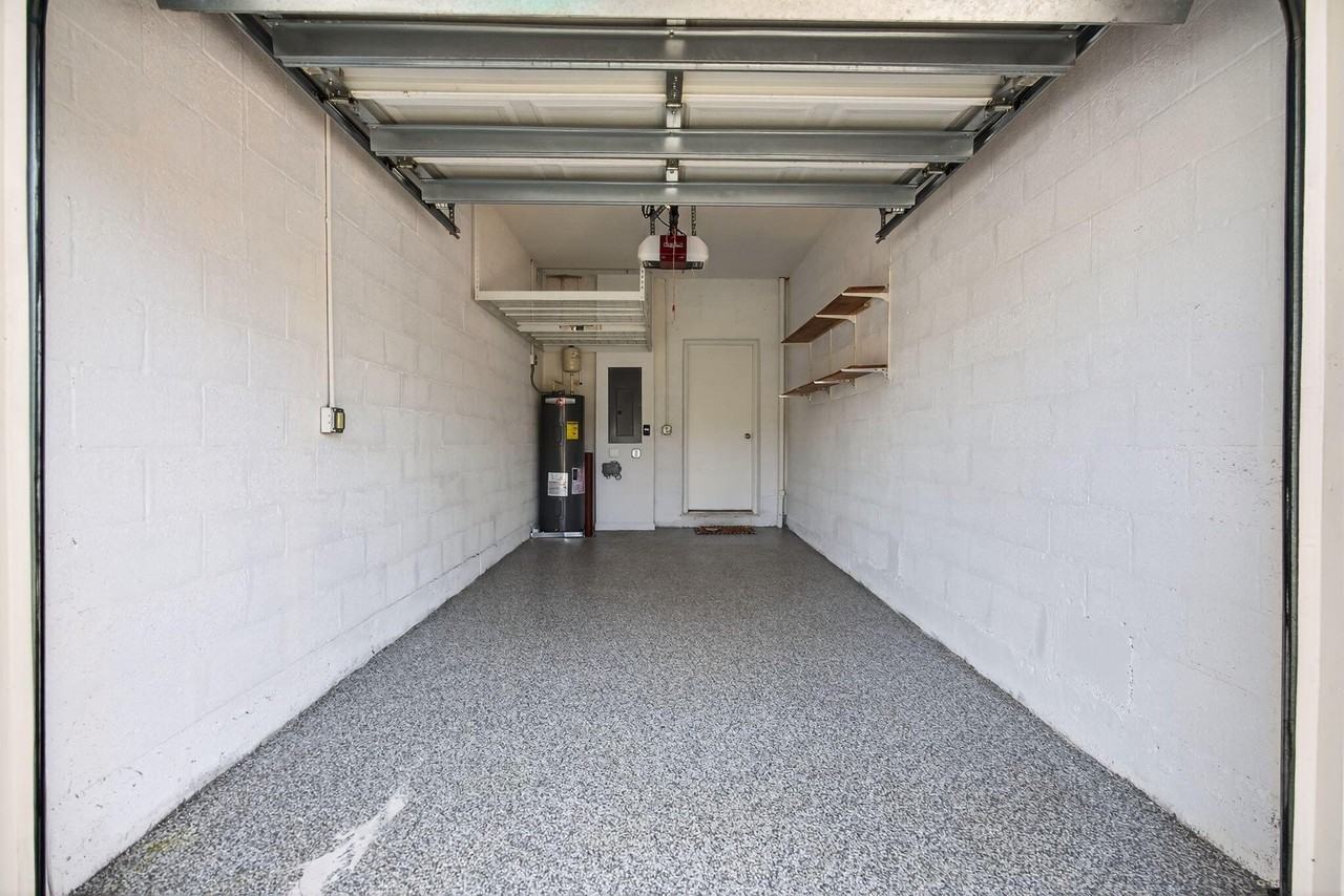 160 Village Blvd #I - Photo 5 of 41