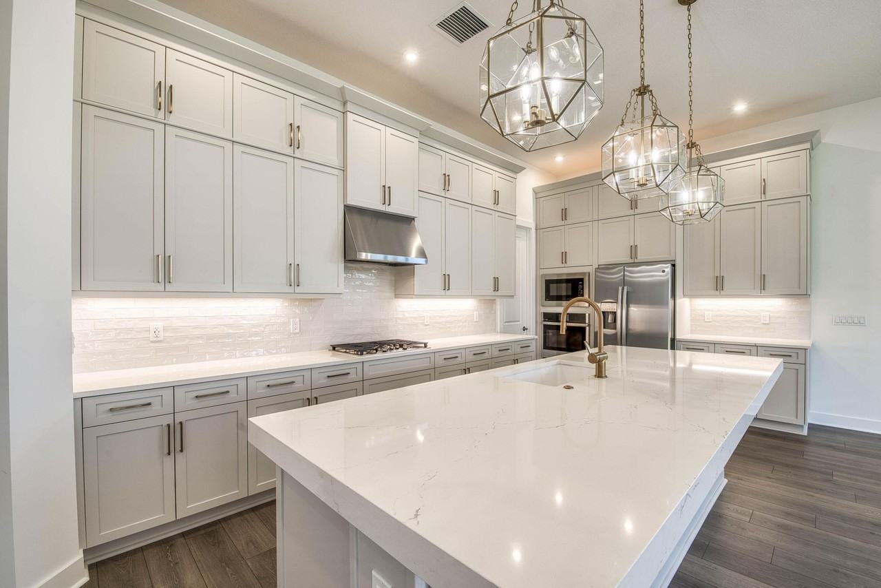 9603 St. Germain Dr - Photo 2 of 23