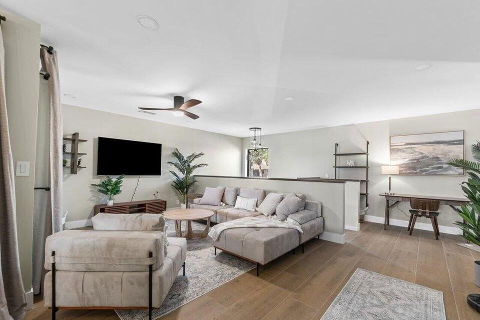 17138 Waterbend Dr #217 - Photo 4 of 32