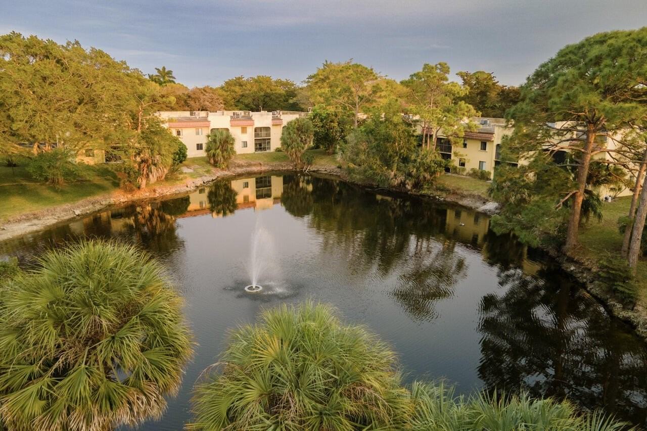 930 Sw 9th Street Cir #205 - Photo 2 of 38