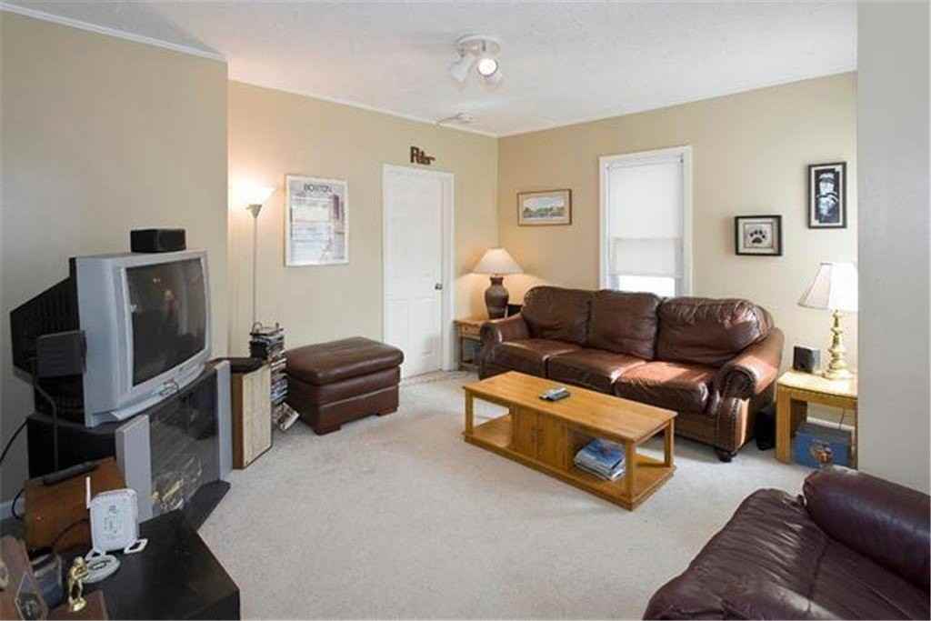 2309 Cole Ave Se - Photo 2 of 8