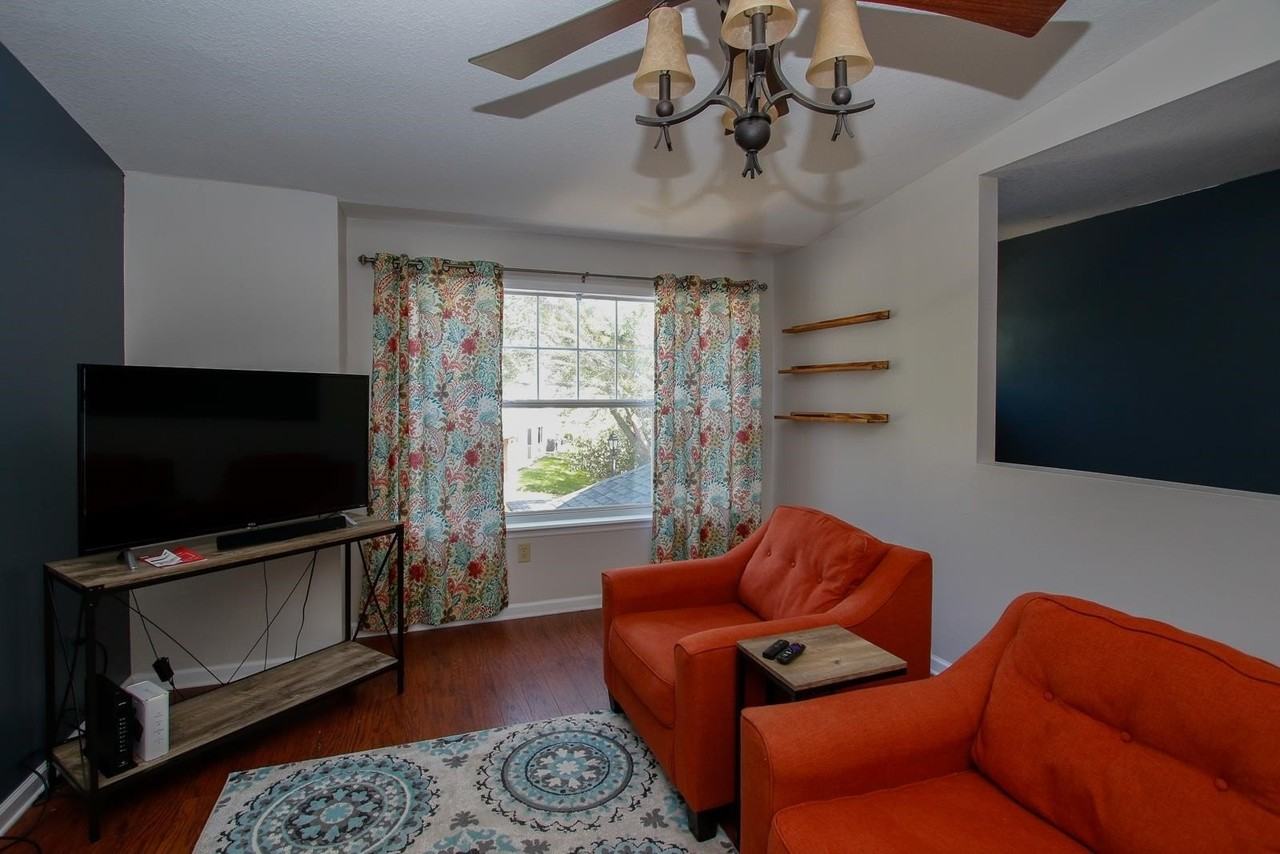 29207 Harbour Vista Cir - Photo 2 of 22