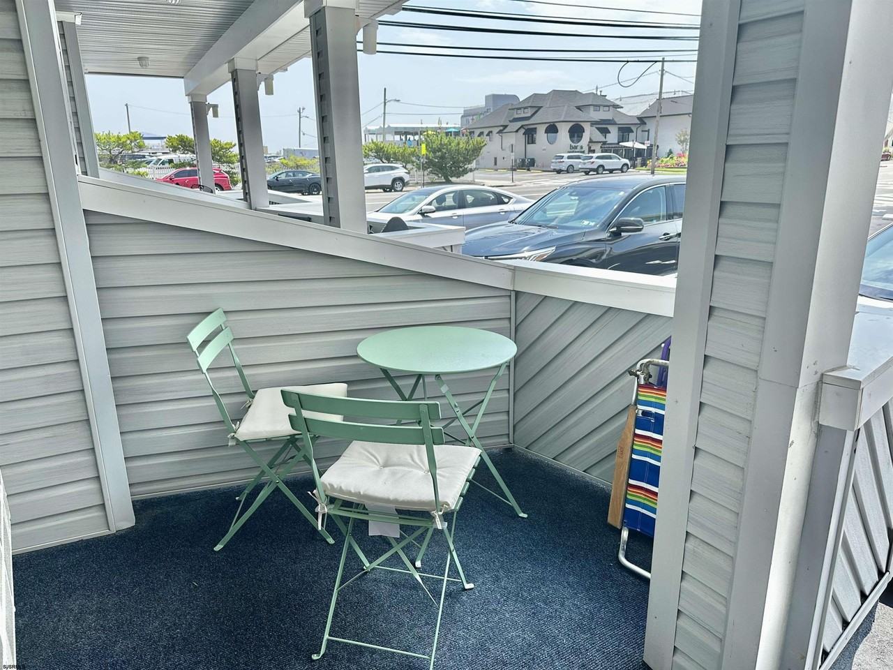 9105 Atlantic Ave - Photo 2 of 12