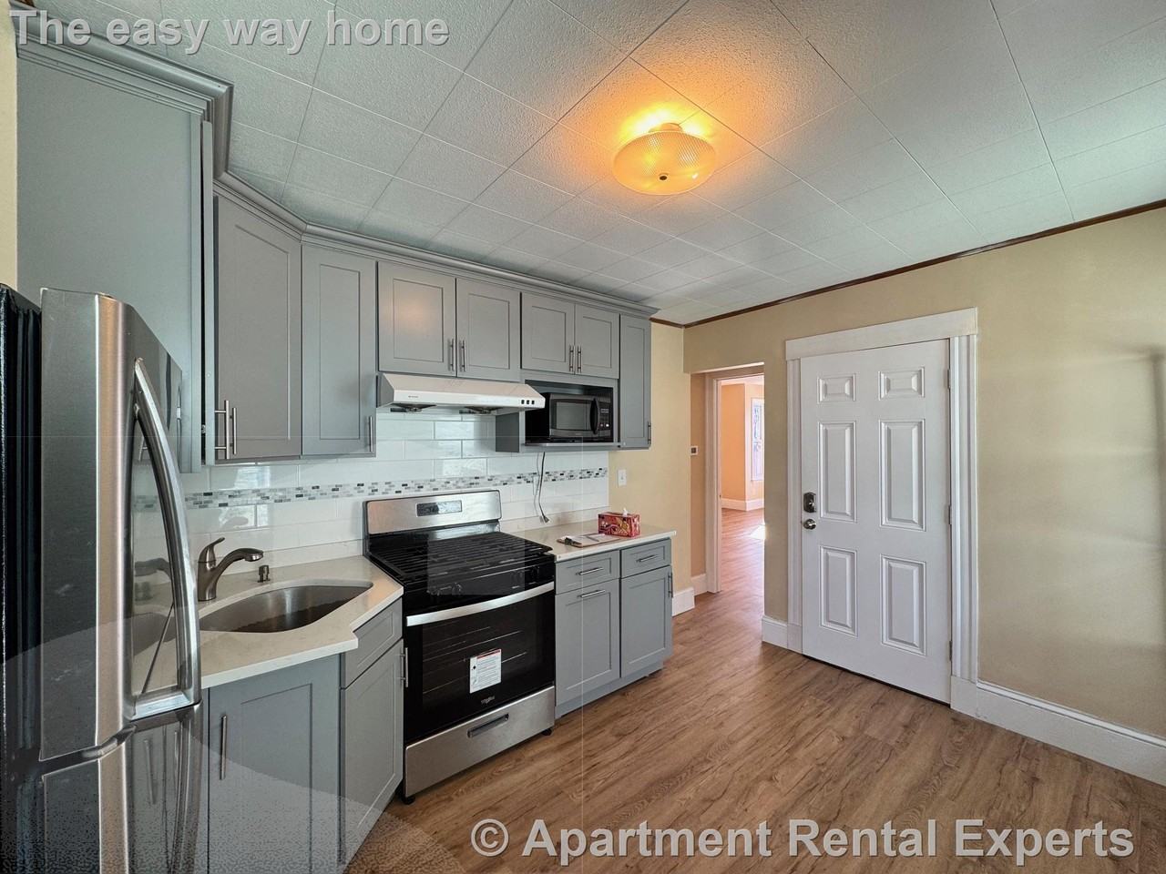 51 Beacon St #2 - Photo 2 of 14