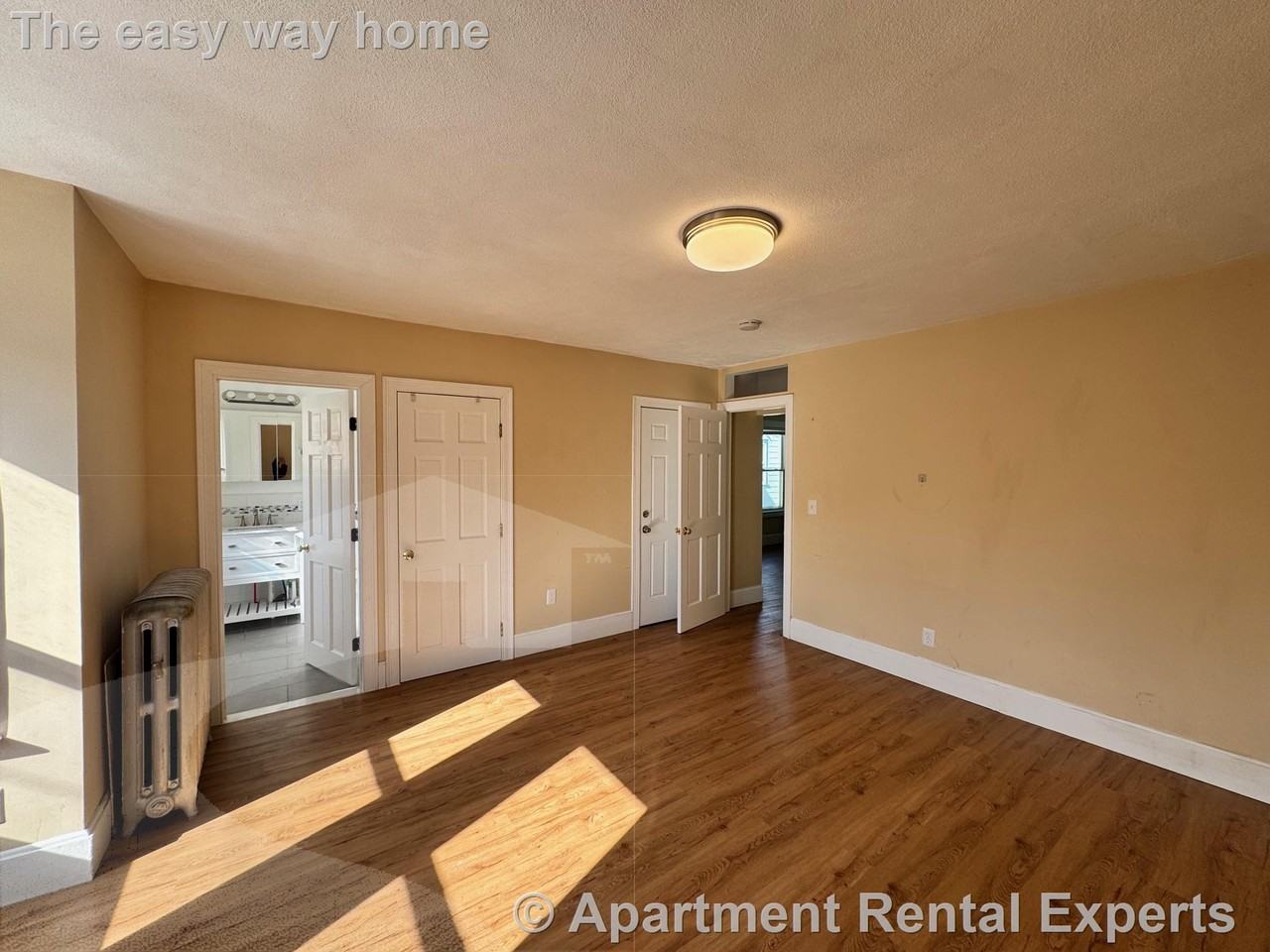 51 Beacon St #2 - Photo 4 of 14