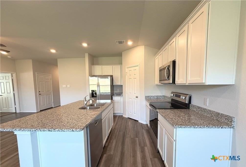 1426 Piedmont St - Photo 2 of 16