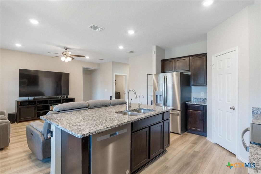 2305 Merganser Dr - Photo 5 of 15