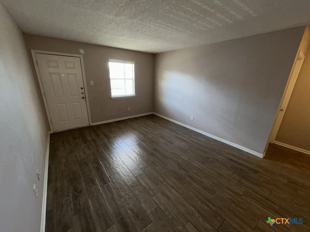 105 Reagan Ave Street - Photo 2 of 12