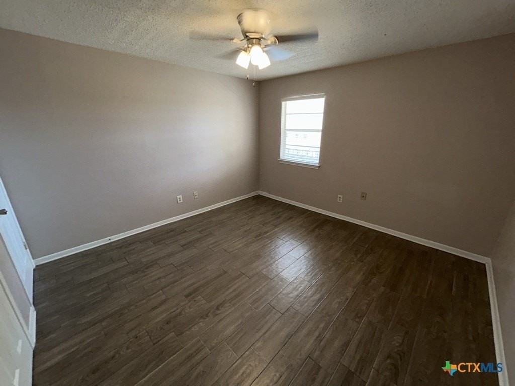 105 Reagan Ave Street - Photo 6 of 12