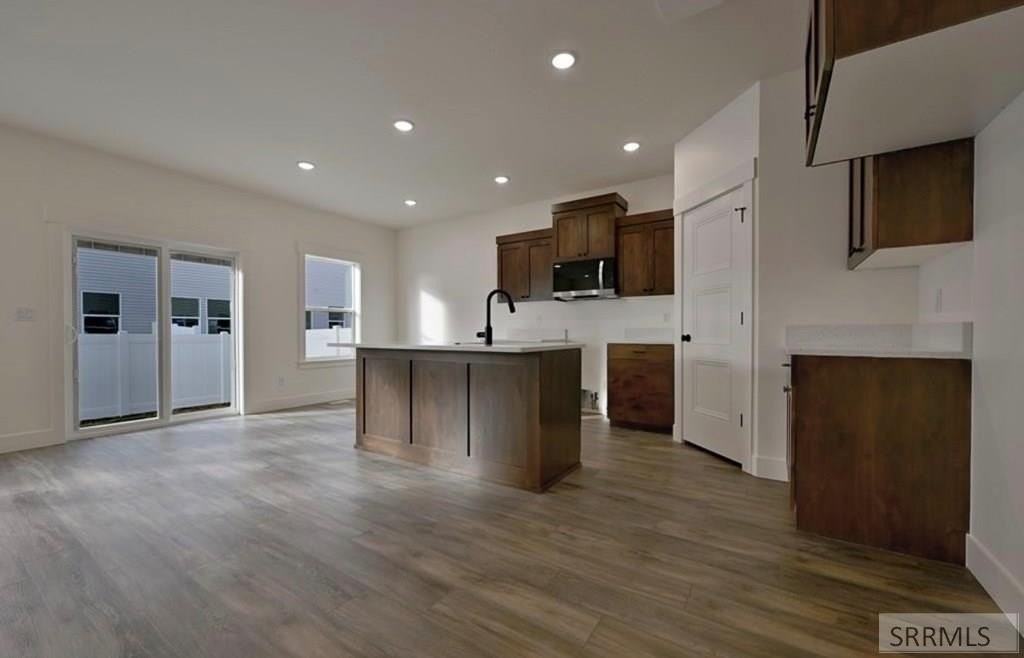 4560 Koa Ct - Photo 3 of 12