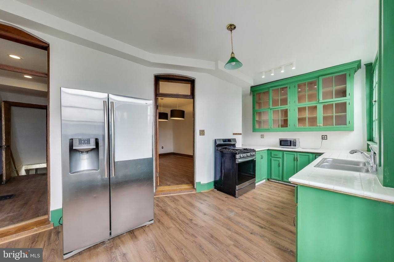 140 Bryant St Nw - Photo 2 of 37