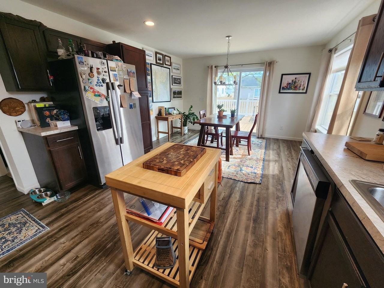 903 N Walnut St - Photo 4 of 22