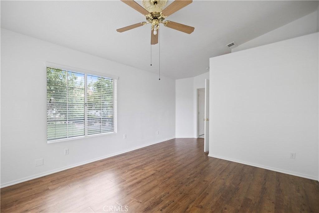 15589 Cheyenne St - Photo 2 of 13