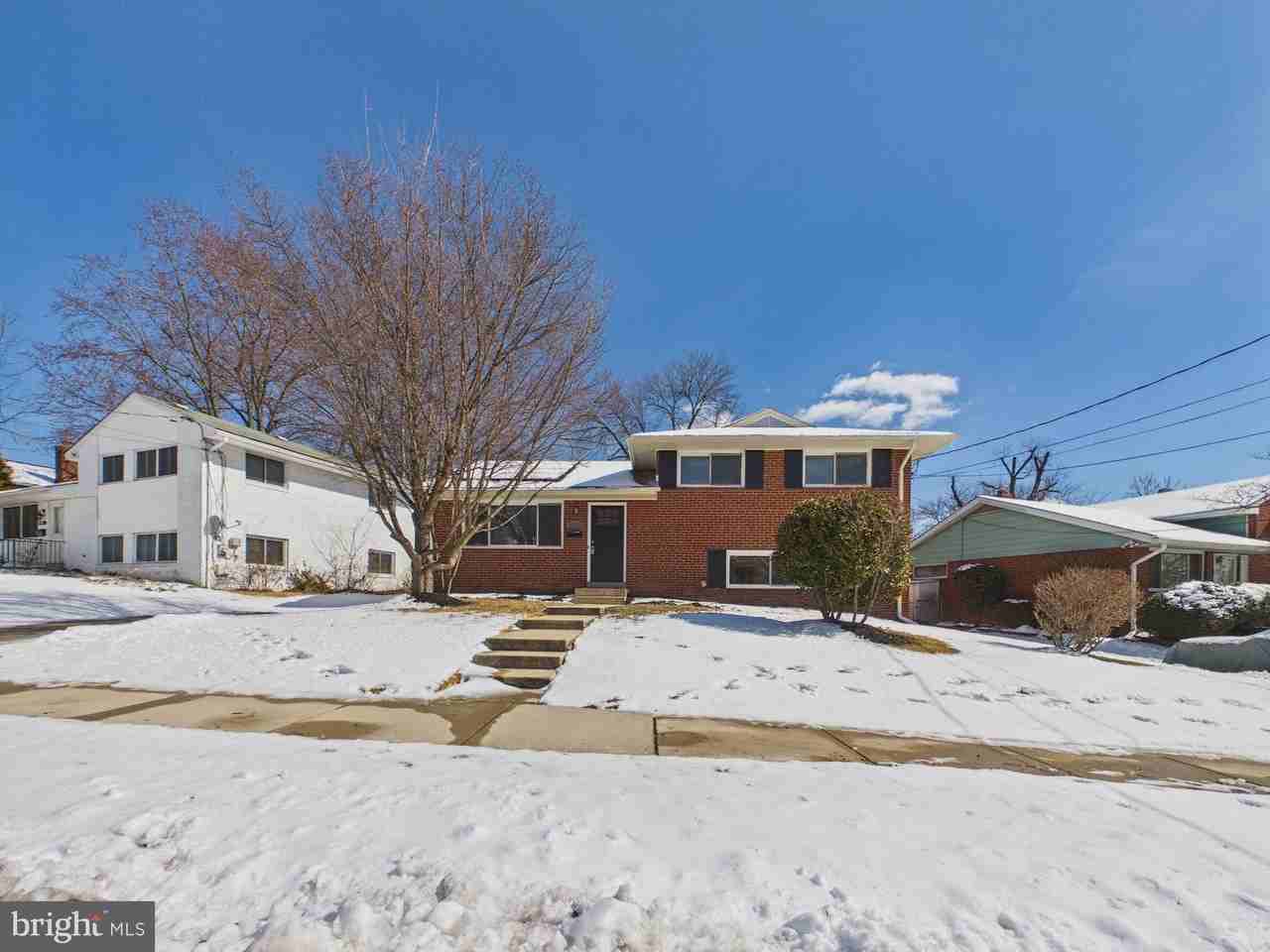 10309 Conover Dr - Photo 6 of 42