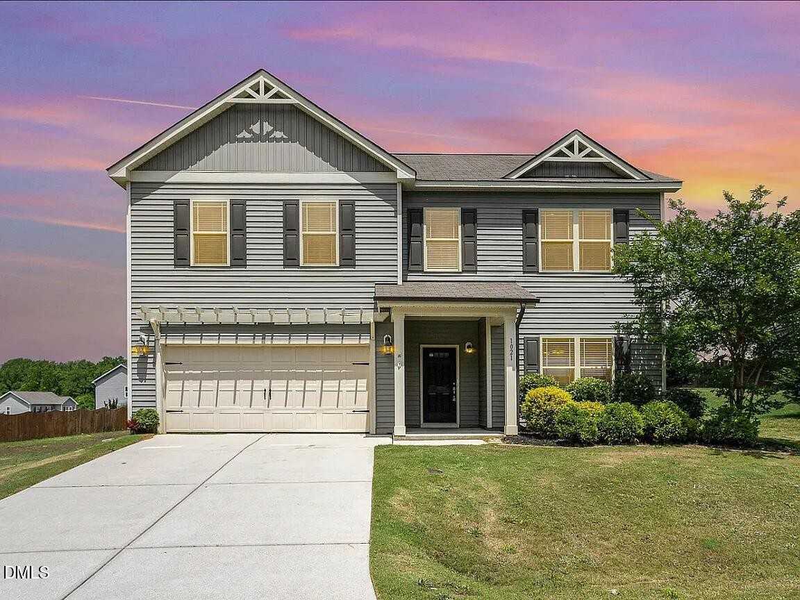 1021 Silver Farm Rd - Photo 2 of 12