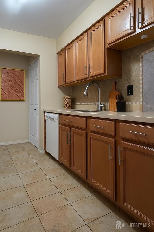 90 Almond Dr - Photo 7 of 22