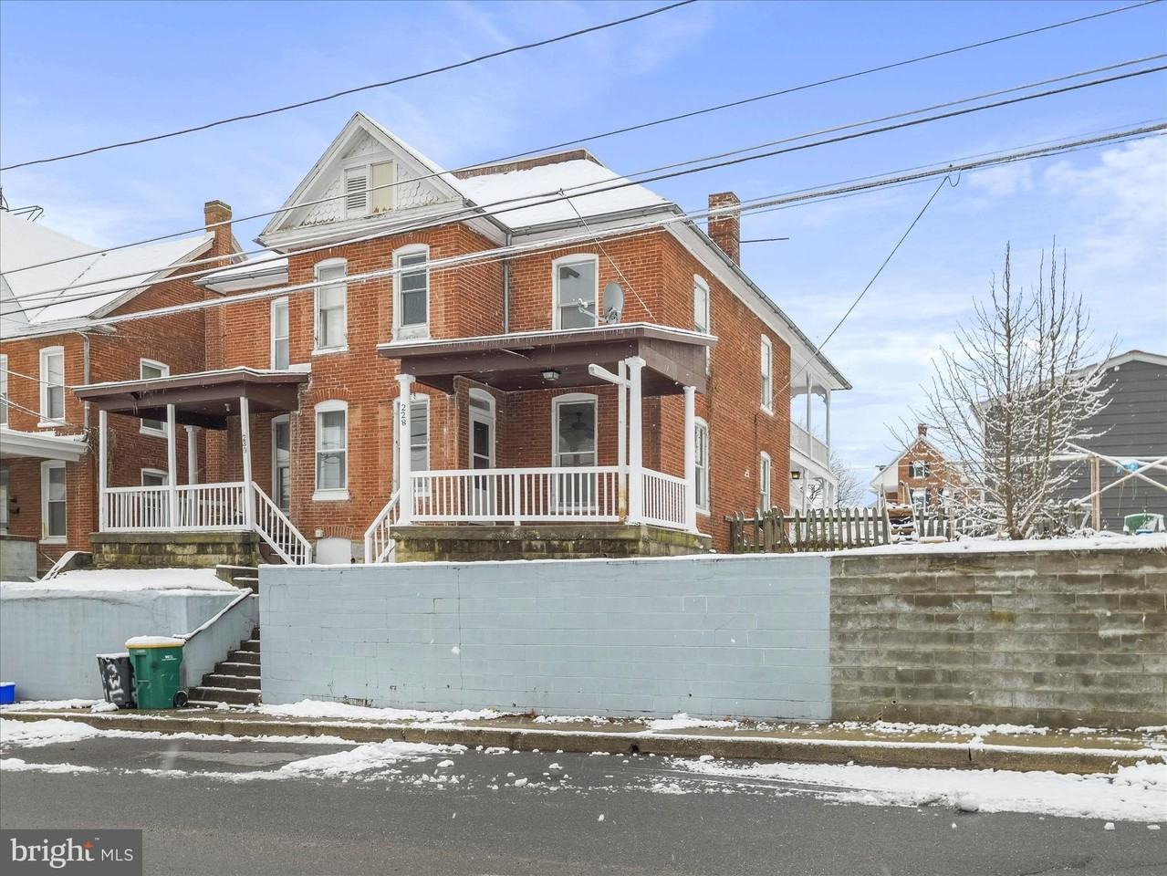 228 Ridge Ave - Photo 3 of 32