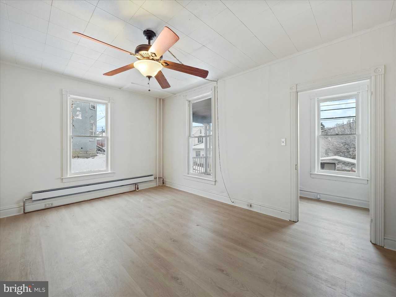 228 Ridge Ave - Photo 6 of 32