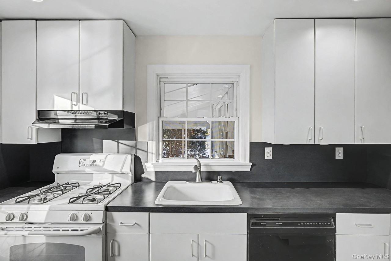 91 Ireland Pl ##308 - Photo 5 of 27