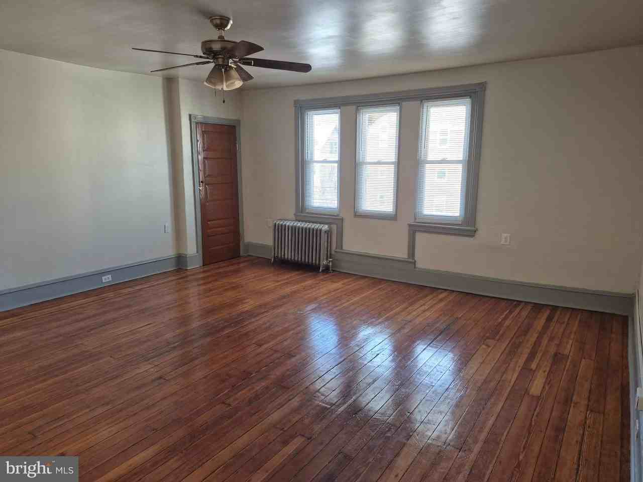 4610 Chester Ave Apt 3 - Photo 4 of 16